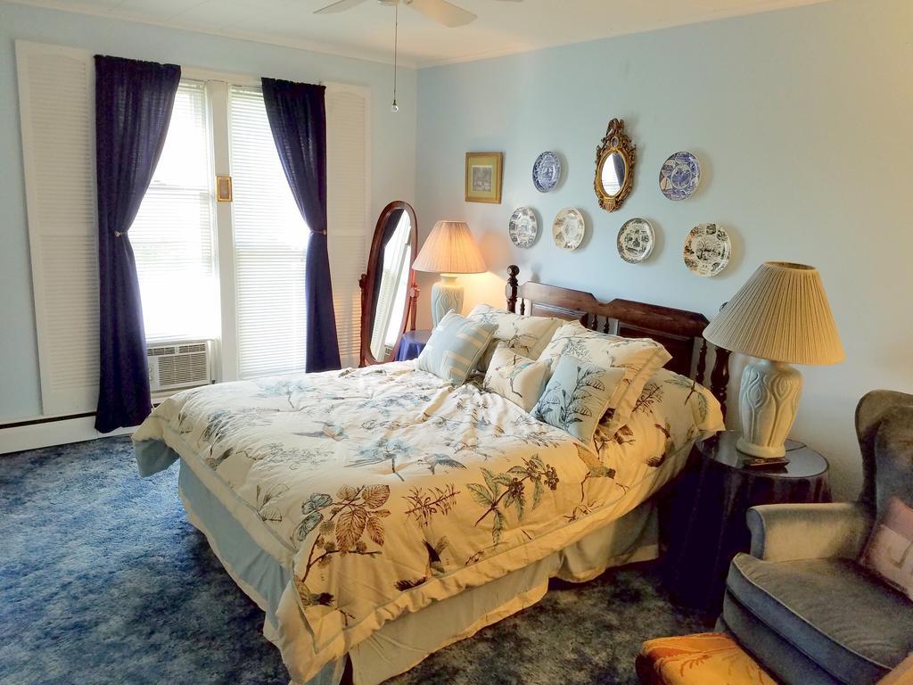 Kountry Living Bed And Breakfast Онеонта Экстерьер фото